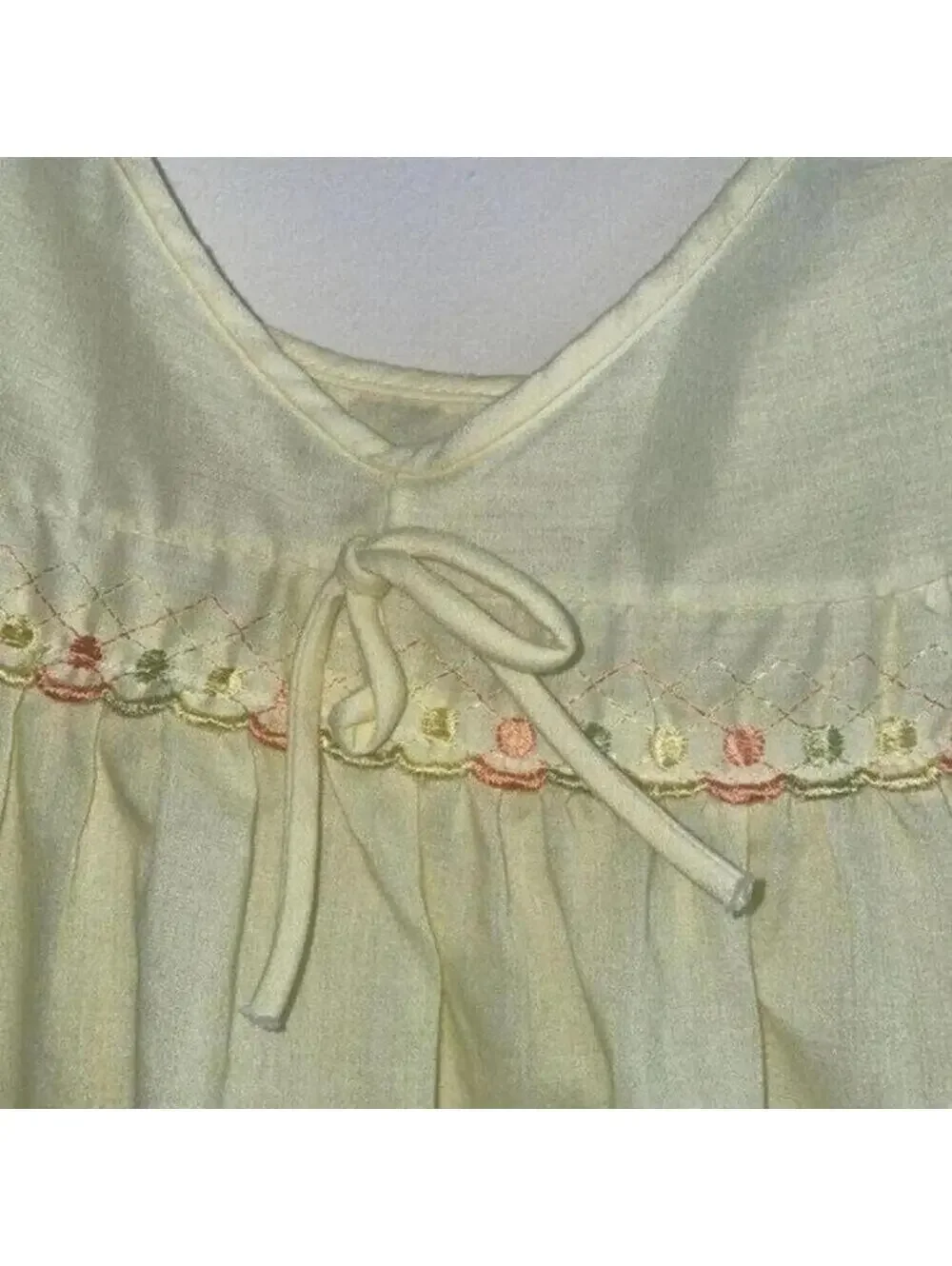 🇺🇸Vintage 1960s Yellow V Neck Embroidered Sleeveless Nightgown Pajama Lingerie
